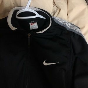 nike zip up jacket